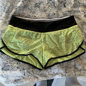 Lulu lemon speckled yellow running shorts
